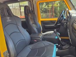 TROLLER - T4 - 2010/2010 - Amarela - R$ 108.000,00