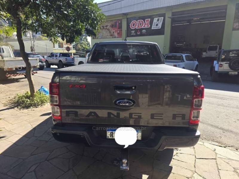 FORD - RANGER - 2023/2023 - Cinza - R$ 192.000,00
