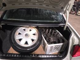 VOLKSWAGEN - SANTANA - 2000/2000 - Prata - R$ 50.000,00