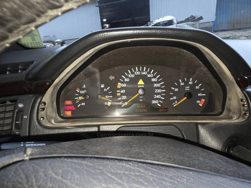 MERCEDES-BENZ - 320 E - 1996/1996 - Prata - R$ 50.000,00