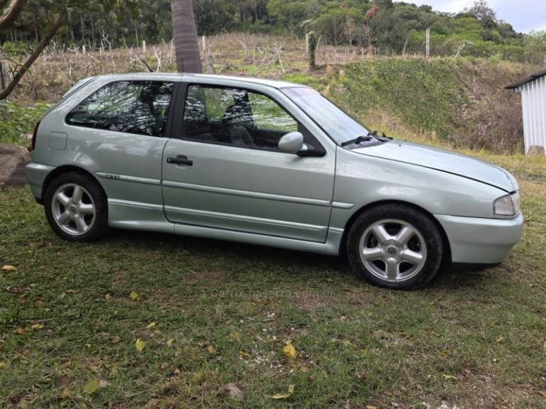 VOLKSWAGEN - GOL - 1995/1995 - Verde - R$ 45.000,00