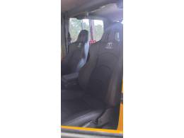 TROLLER - T4 - 2010/2010 - Amarela - R$ 115.000,00