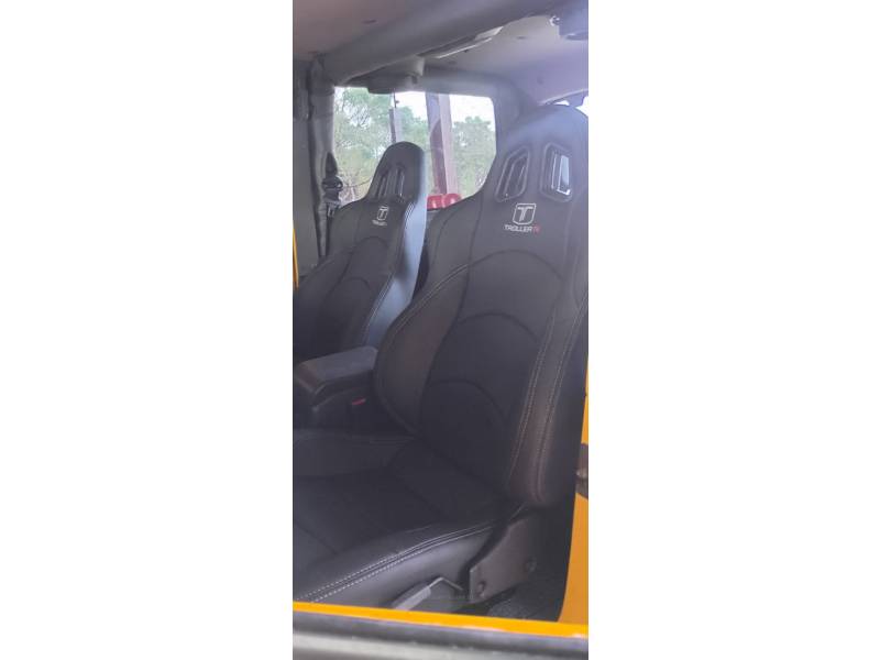 TROLLER - T4 - 2010/2010 - Amarela - R$ 115.000,00