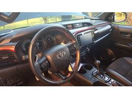 TOYOTA - HILUX - 2022/2022 - Branca - R$ 248.000,00