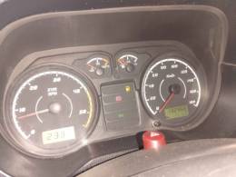 TROLLER - T4 - 2010/2010 - Amarela - R$ 108.000,00