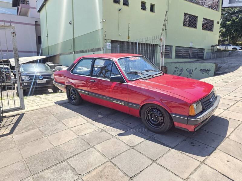 CHEVROLET - CHEVETTE - 1987/1987 - Vermelha - R$ 15.000,00