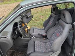 VOLKSWAGEN - GOL - 1995/1995 - Verde - R$ 45.000,00