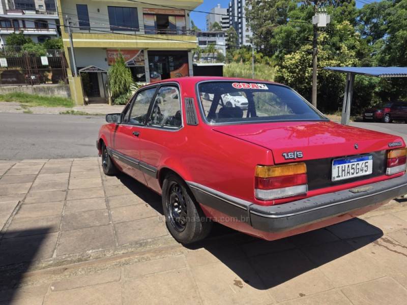 CHEVROLET - CHEVETTE - 1987/1987 - Vermelha - R$ 15.000,00