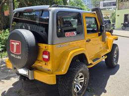 TROLLER - T4 - 2010/2010 - Amarela - R$ 108.000,00