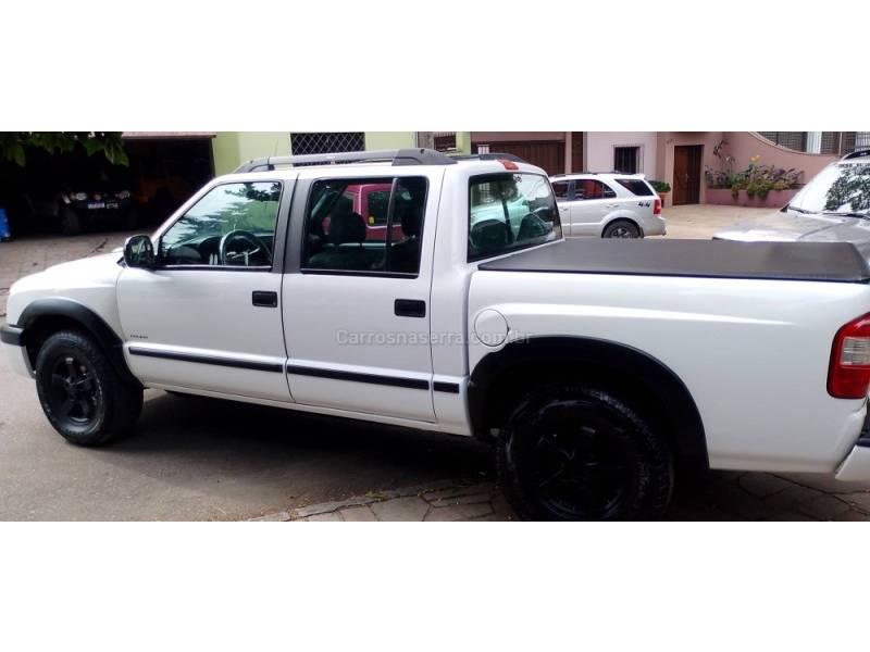 CHEVROLET - S10 - 2007/2007 - Branca - R$ 60.000,00