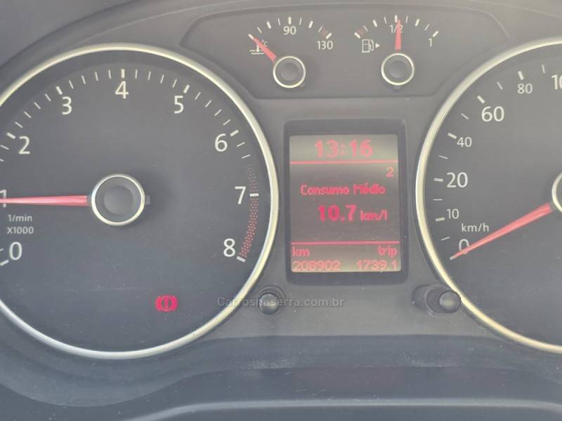 VOLKSWAGEN - SAVEIRO - 2014/2014 - Branca - R$ 50.000,00